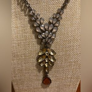 Statement necklace